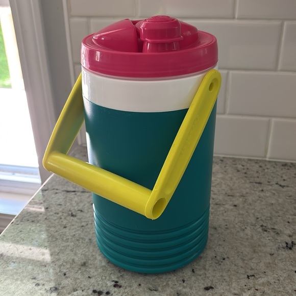 Igloo retro half gallon jug - Picture 3 of 7